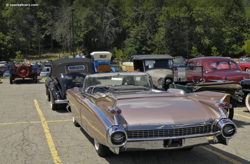 1959 Cadillac Eldorado Biarritz vehicle information