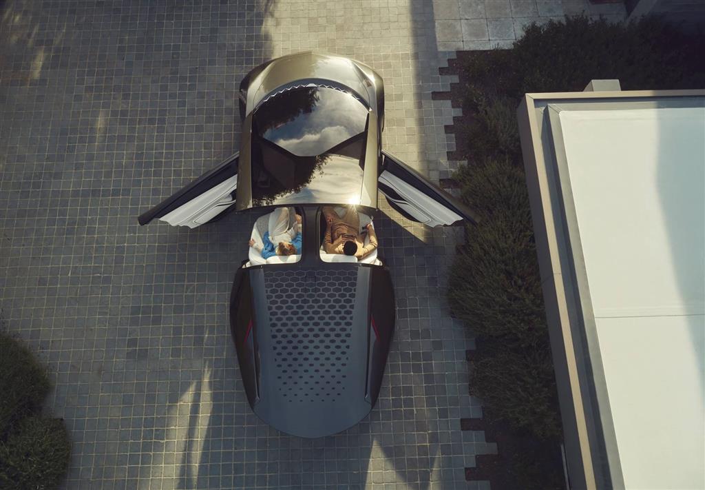 2022 Cadillac InnerSpace Autonomous Concept
