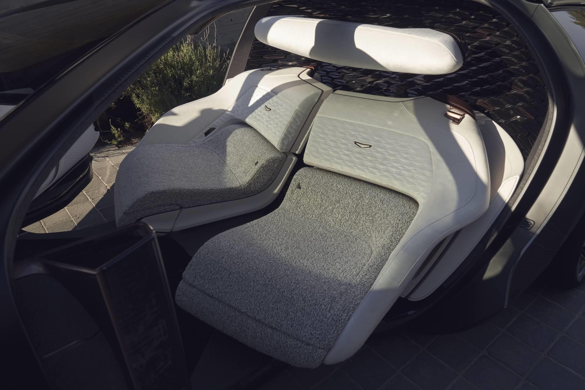 2022 Cadillac InnerSpace Autonomous Concept