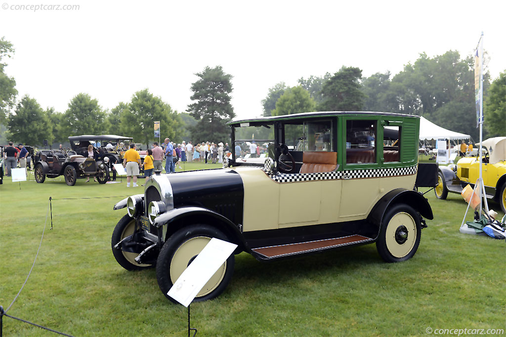 1923 Checker H-2