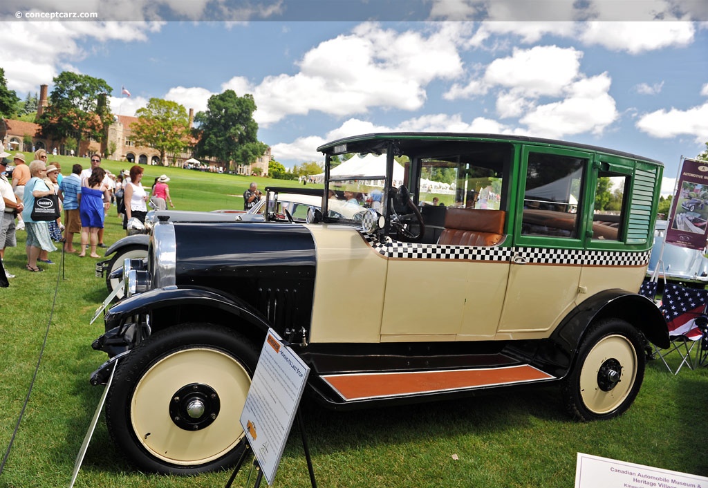 1923 Checker H-2