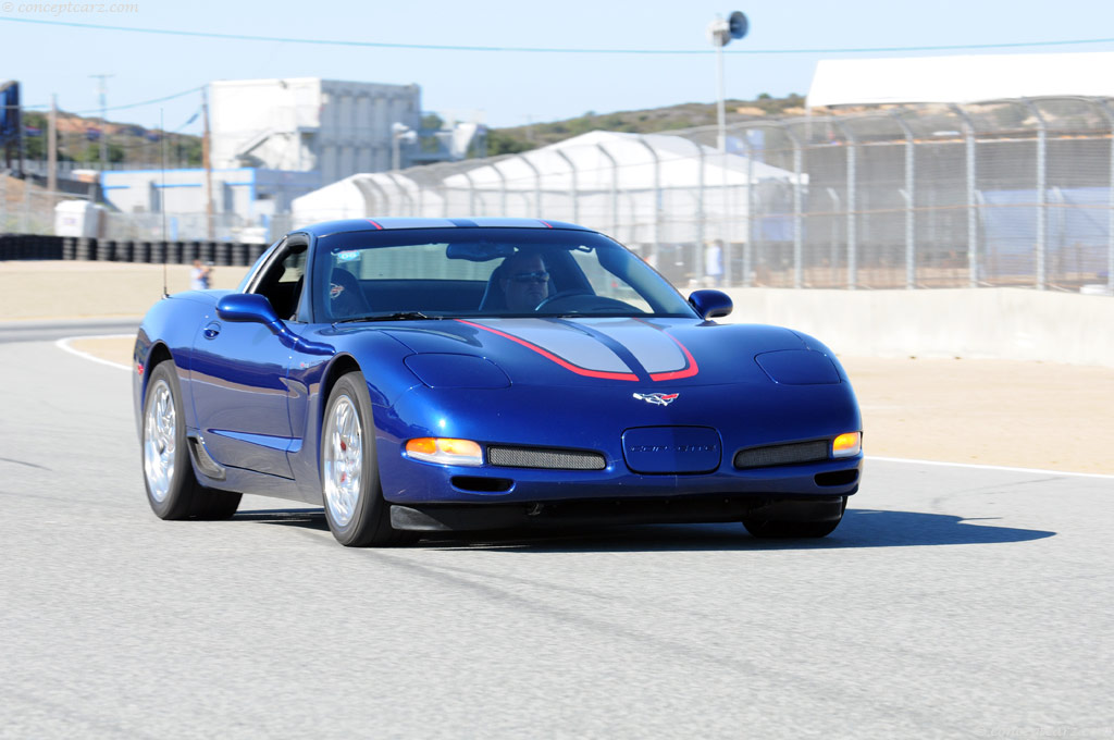 2004 Chevrolet Corvette background image