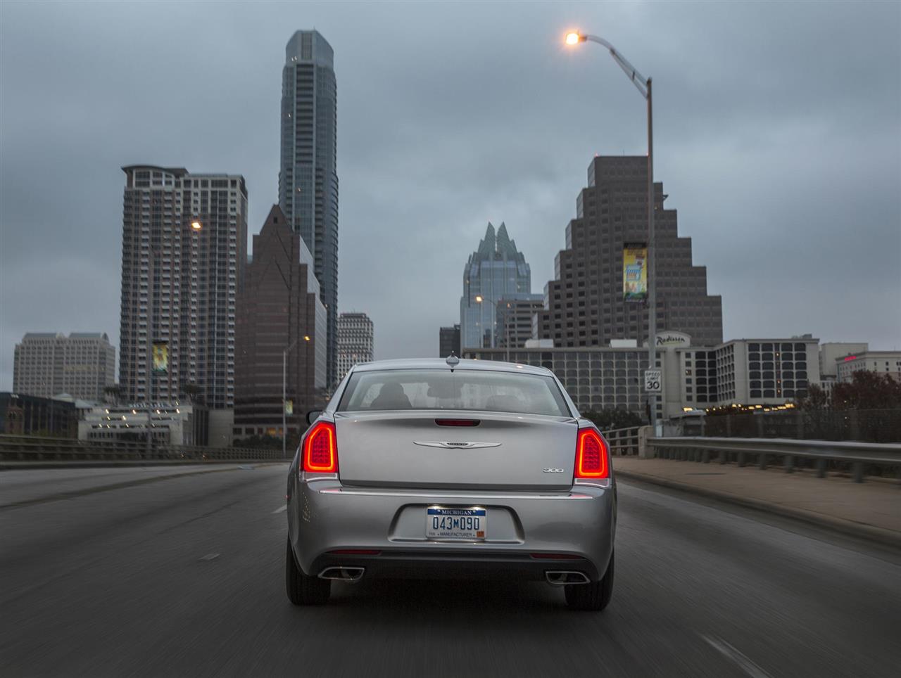 2016 Chrysler 300