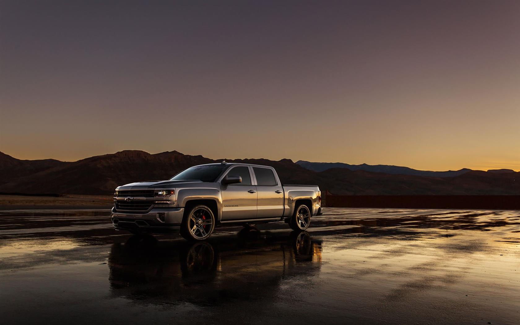 2017 Chevrolet Silverado Performance SEMA Concept