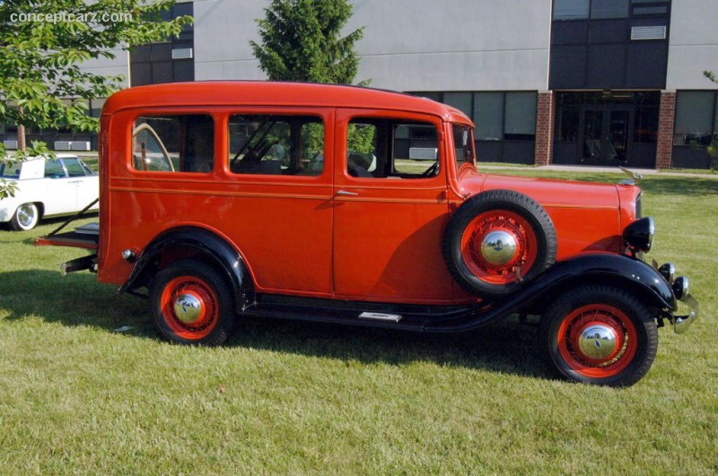 1935 carryall suburban