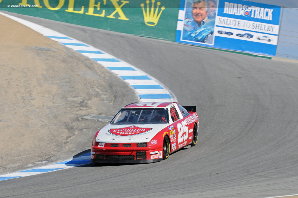 1986 Chevrolet Monte Carlo background image