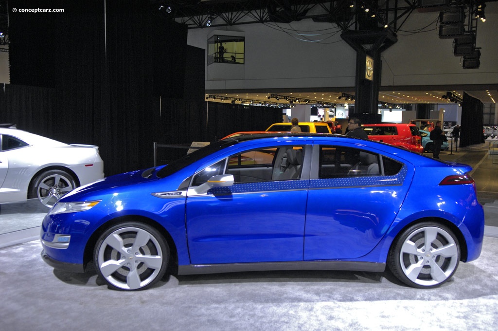Volt jolt. Chevrolet Volt 2011. Chevrolet Volt 14. Chevrolet Volt r18. Chevrolet Volt 1 Blue.
