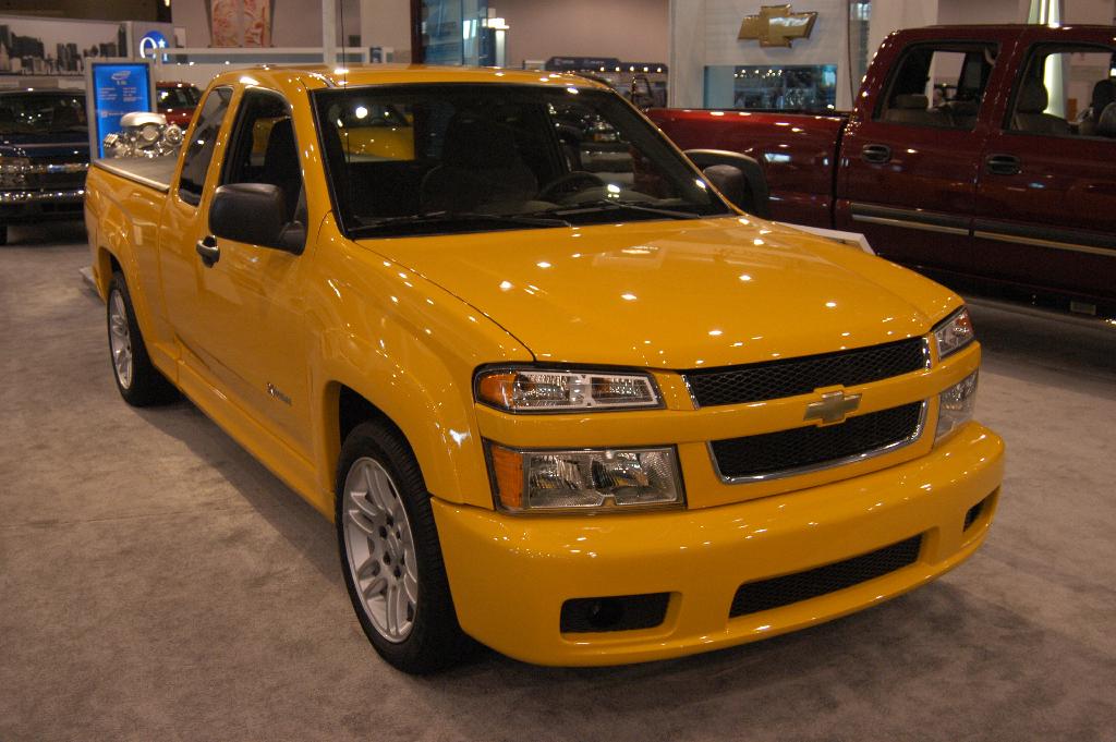 2011 Chevrolet Colorado thumbnail image. 