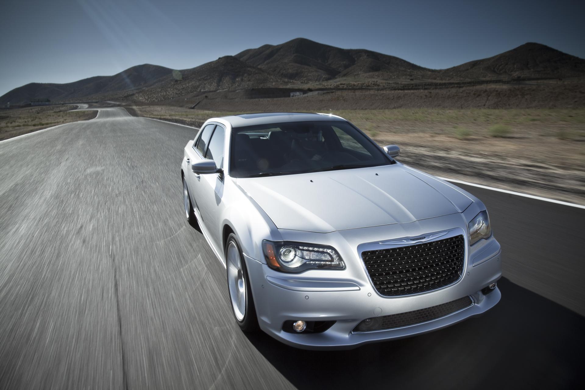 2014 Chrysler 300 SRT8