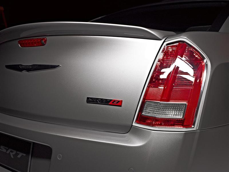 2014 Chrysler 300 SRT8