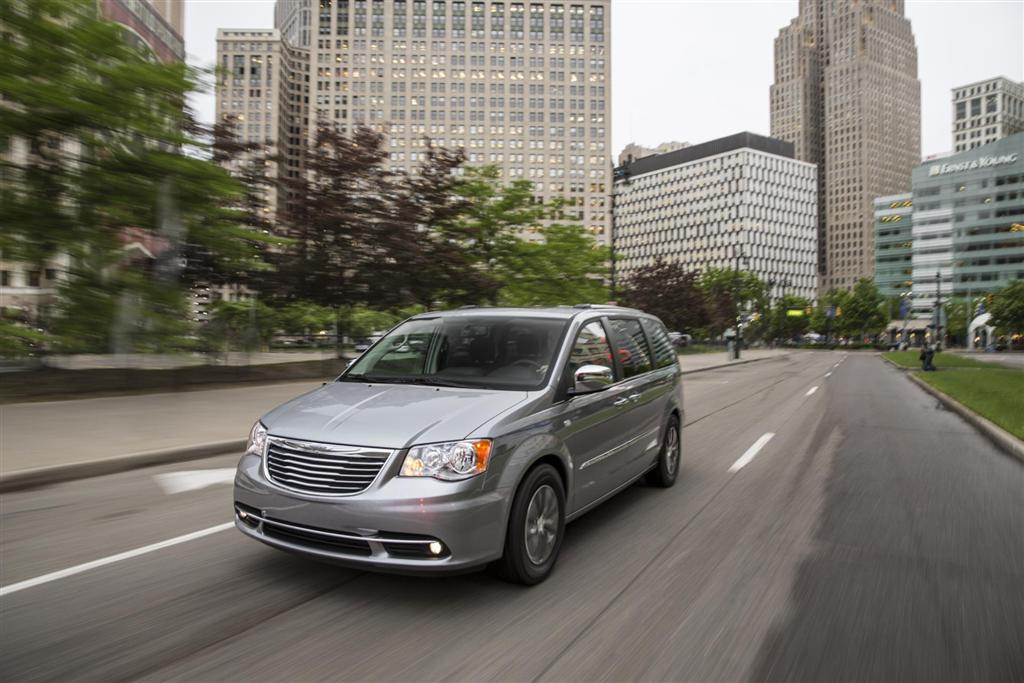 2014 Chrysler Town & Country