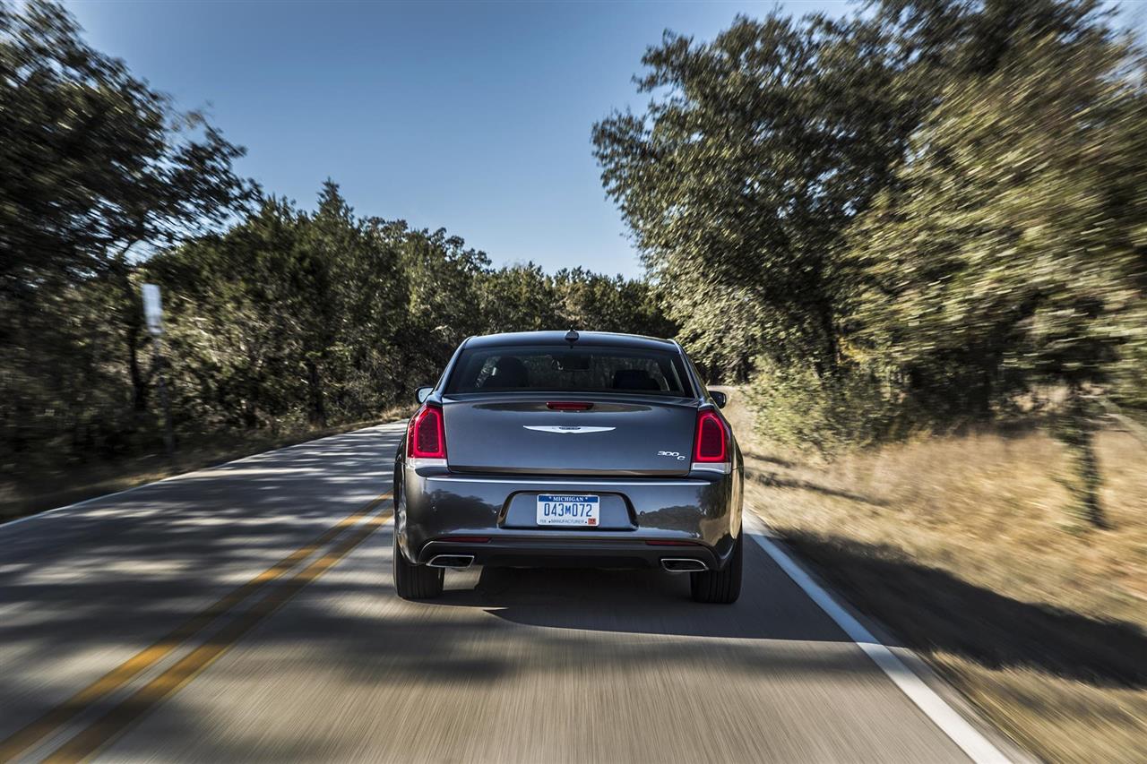 2017 Chrysler 300