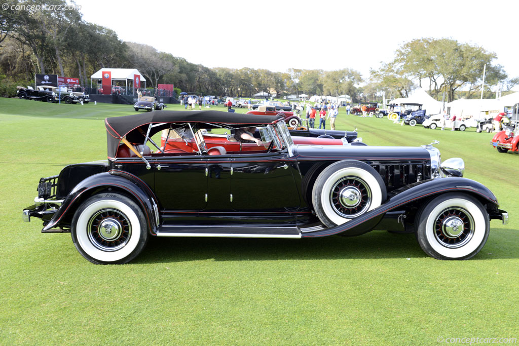 1933 Chrysler CL Custom Imperial