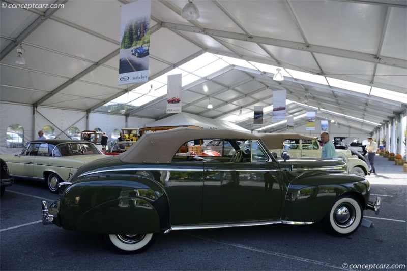 1941 Chrysler Series 30 Eight
