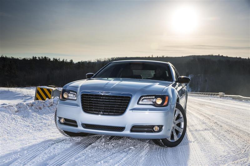 2013 Chrysler 300 Glacier