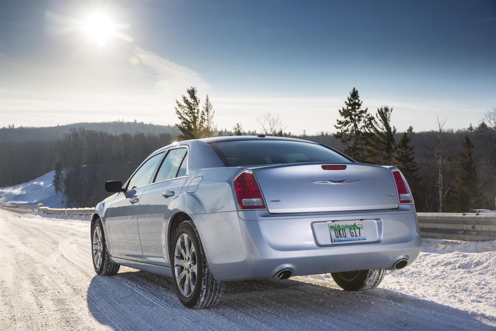 2013 Chrysler 300 Glacier