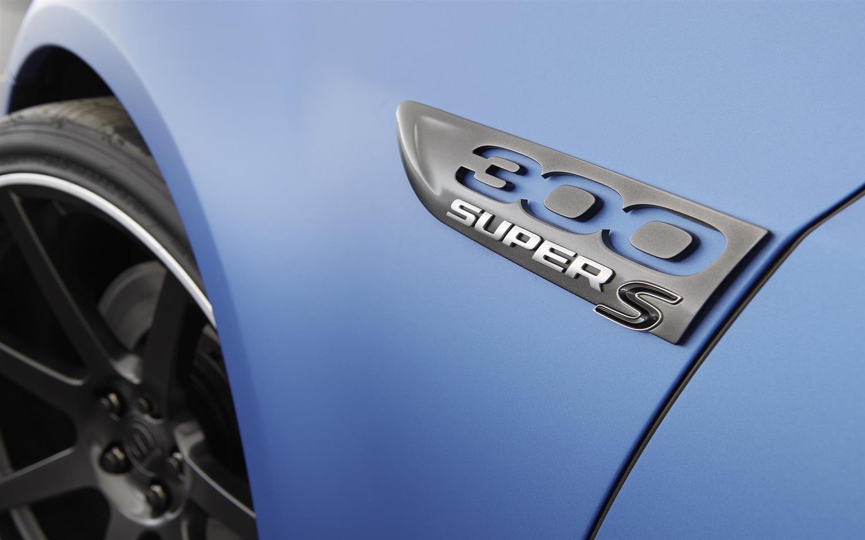 2015 Chrysler 300 Super S