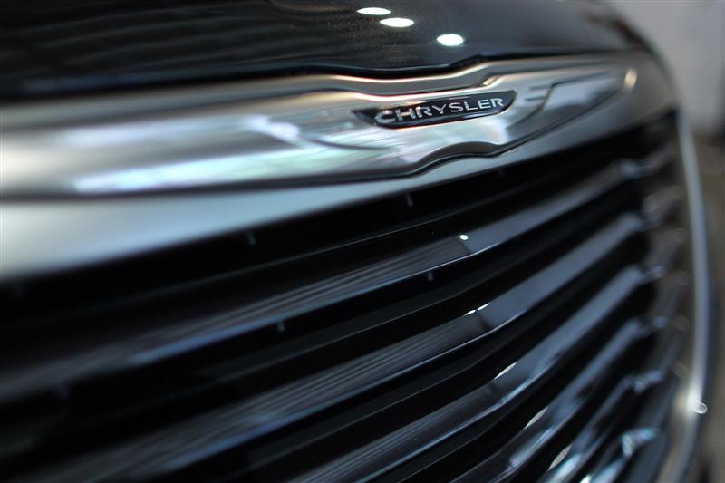 2014 Chrysler 300C John Varvatos Edition