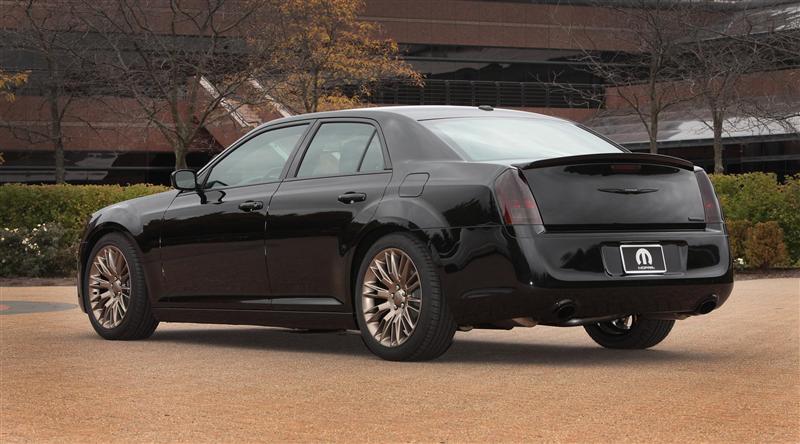 2014 Chrysler 300S Phantom Black