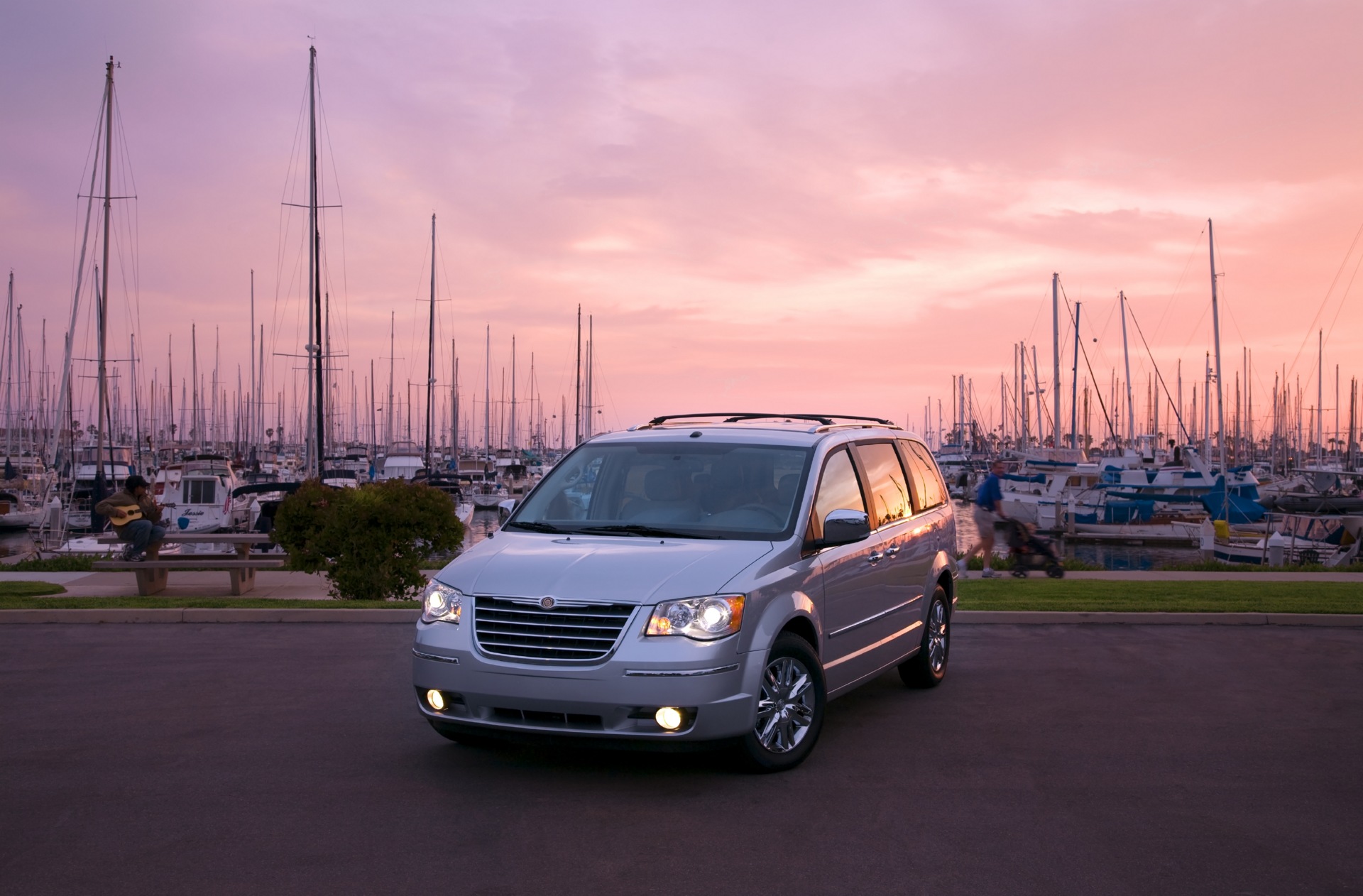 2008 Chrysler Town & Country