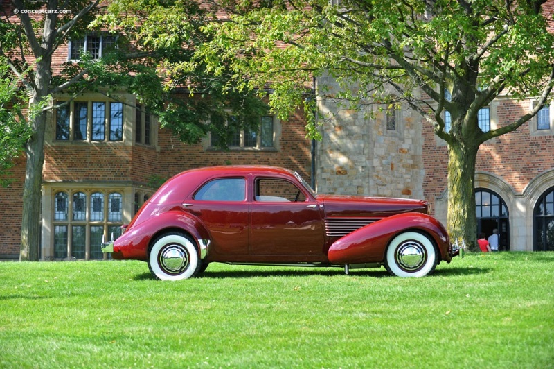 1936 Cord 810 vehicle information