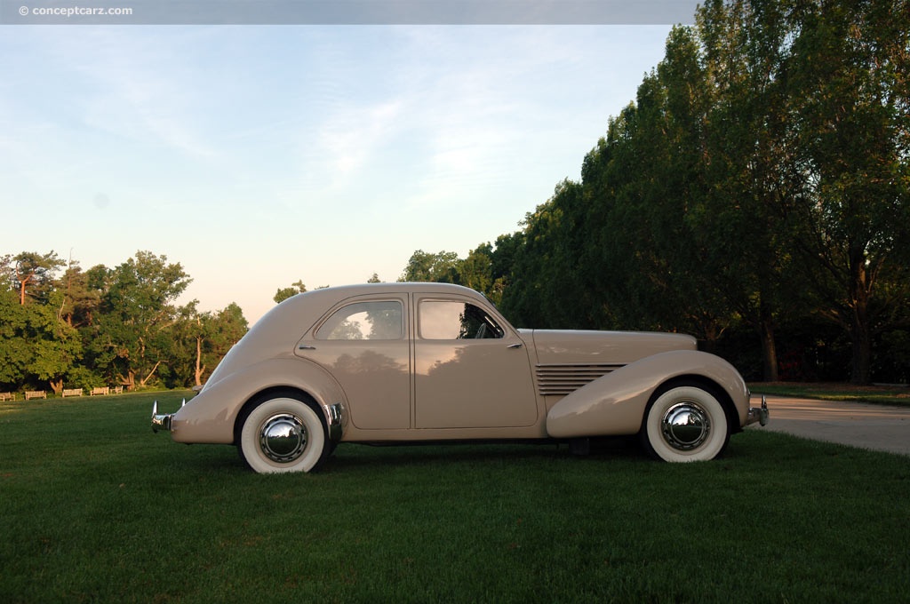 1936 Cord 810