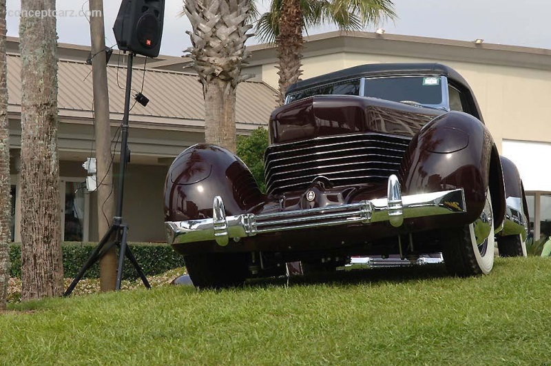 1937 Cord 812 vehicle information