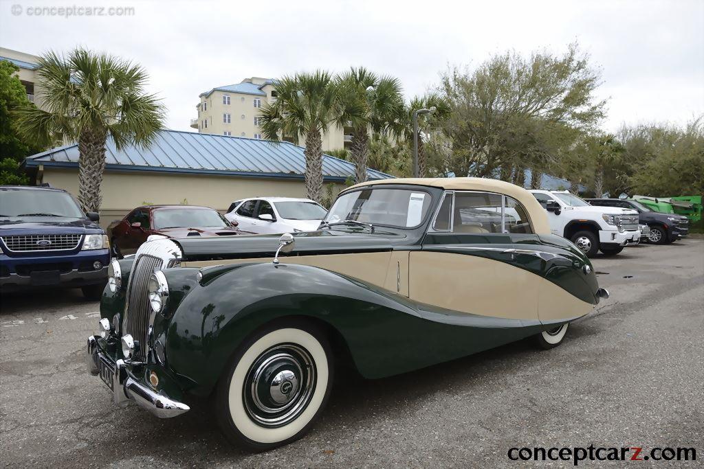 1952 Daimler DB18 background image