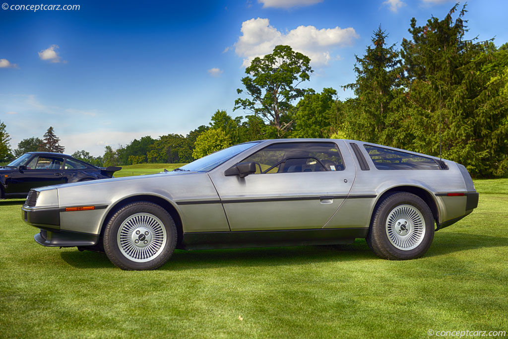 1981 DeLorean DMC-12