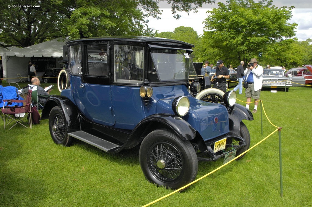 1914 Detroit Electric Model 47