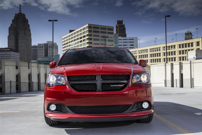 2013 Dodge Grand Caravan Blacktop Edition