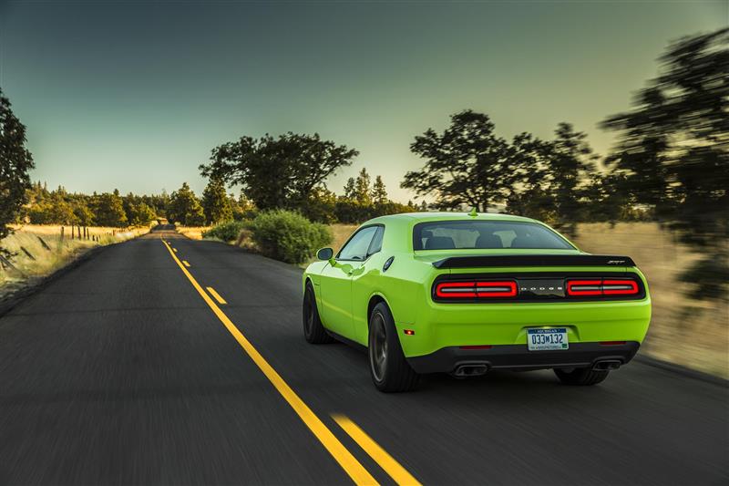 2016 Dodge Challenger SRT