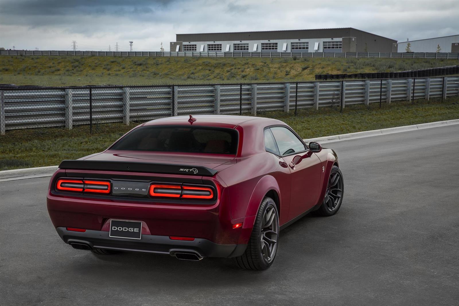 2017 Dodge Challenger SRT Hellcat Widebody