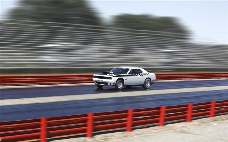 2015 Dodge Challenger Drag Pak