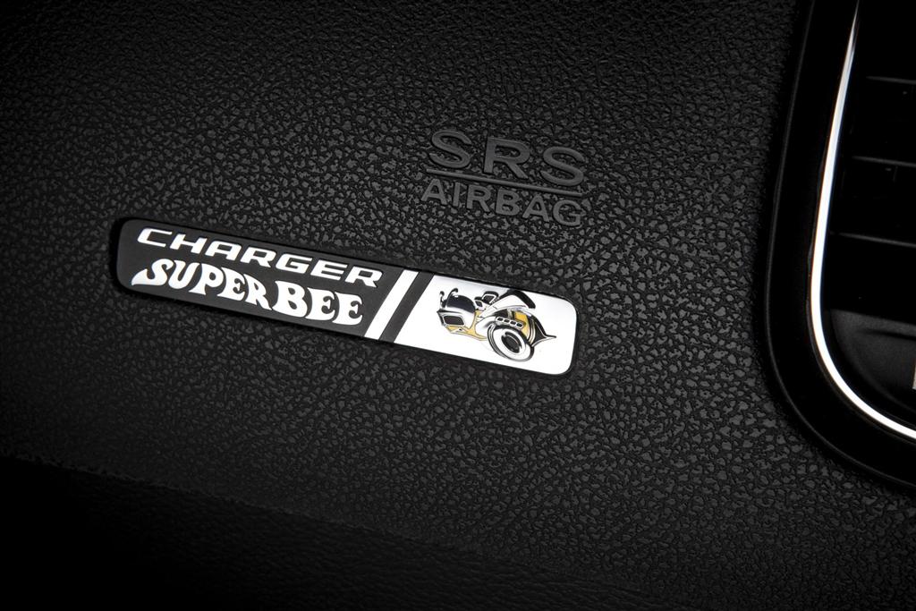 2012 Dodge Charger SRT8 Super Bee