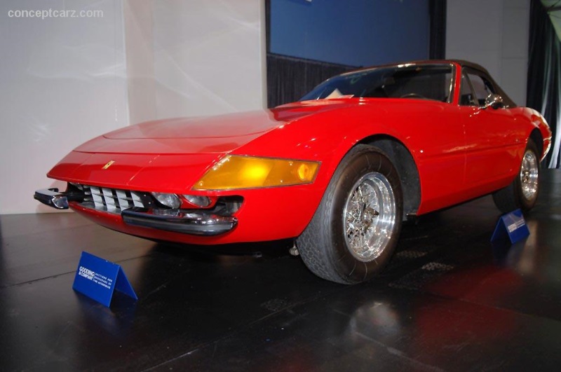 1972 Ferrari 365 GTS/4 vehicle information