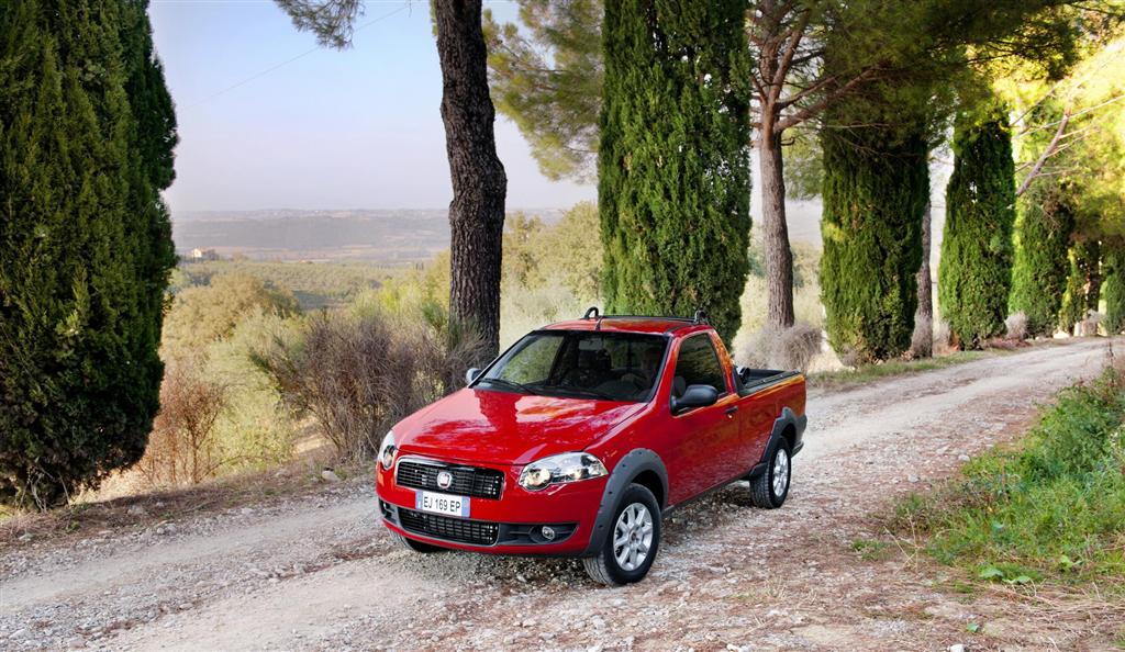 2013 Fiat Strada