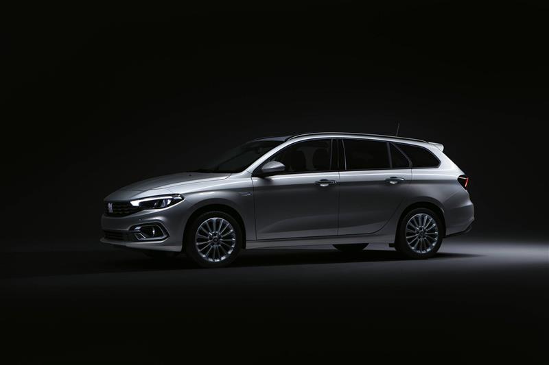 Fiat Tipo Cross: features and prices of the adventurer Tipo