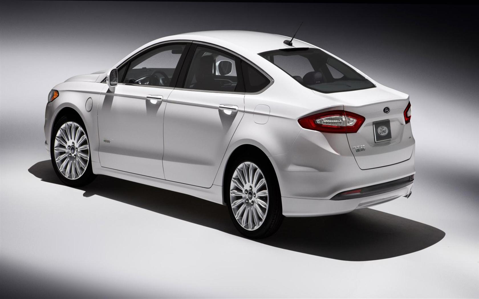 2014 Ford Fusion Energi