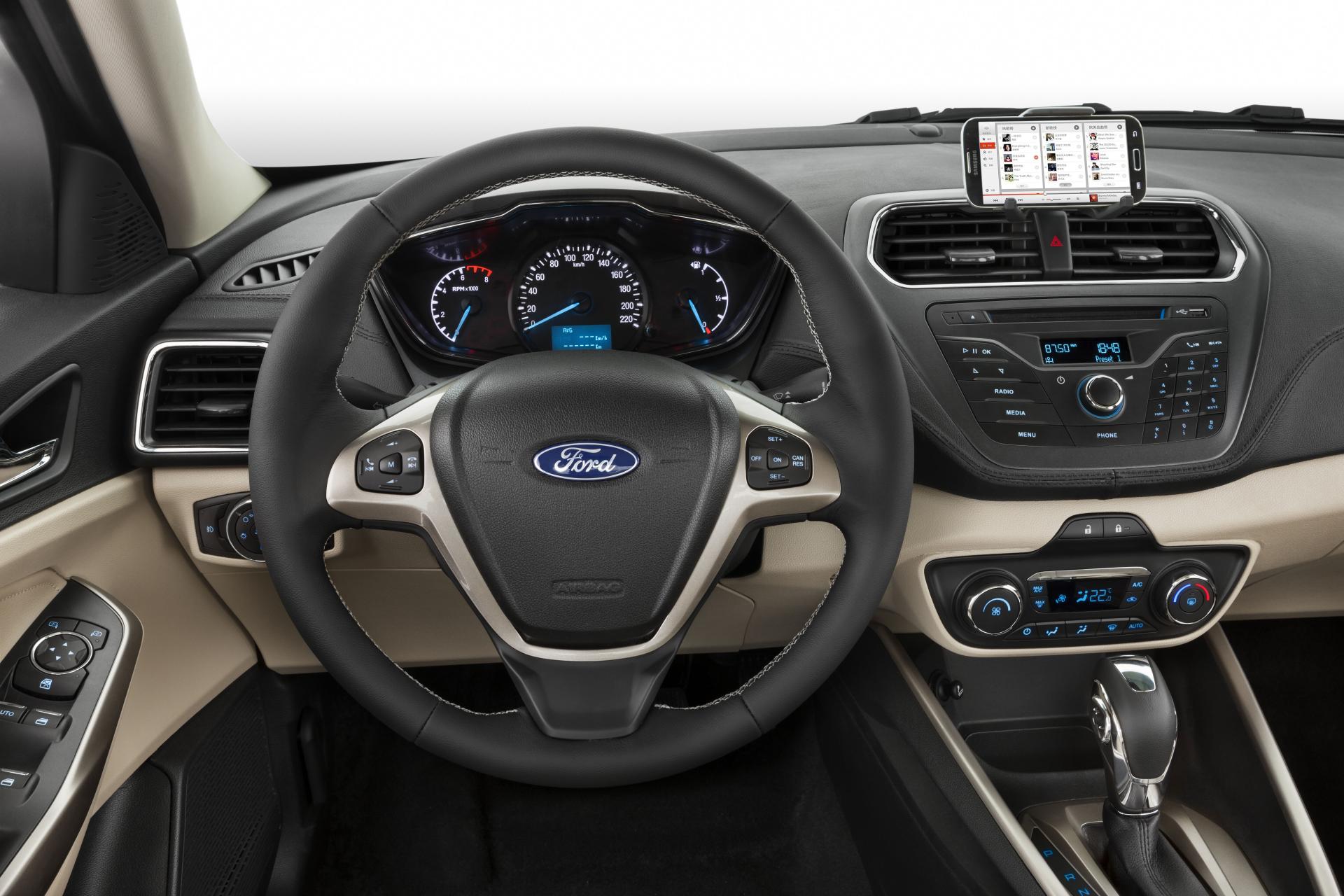 2015 Ford Escort
