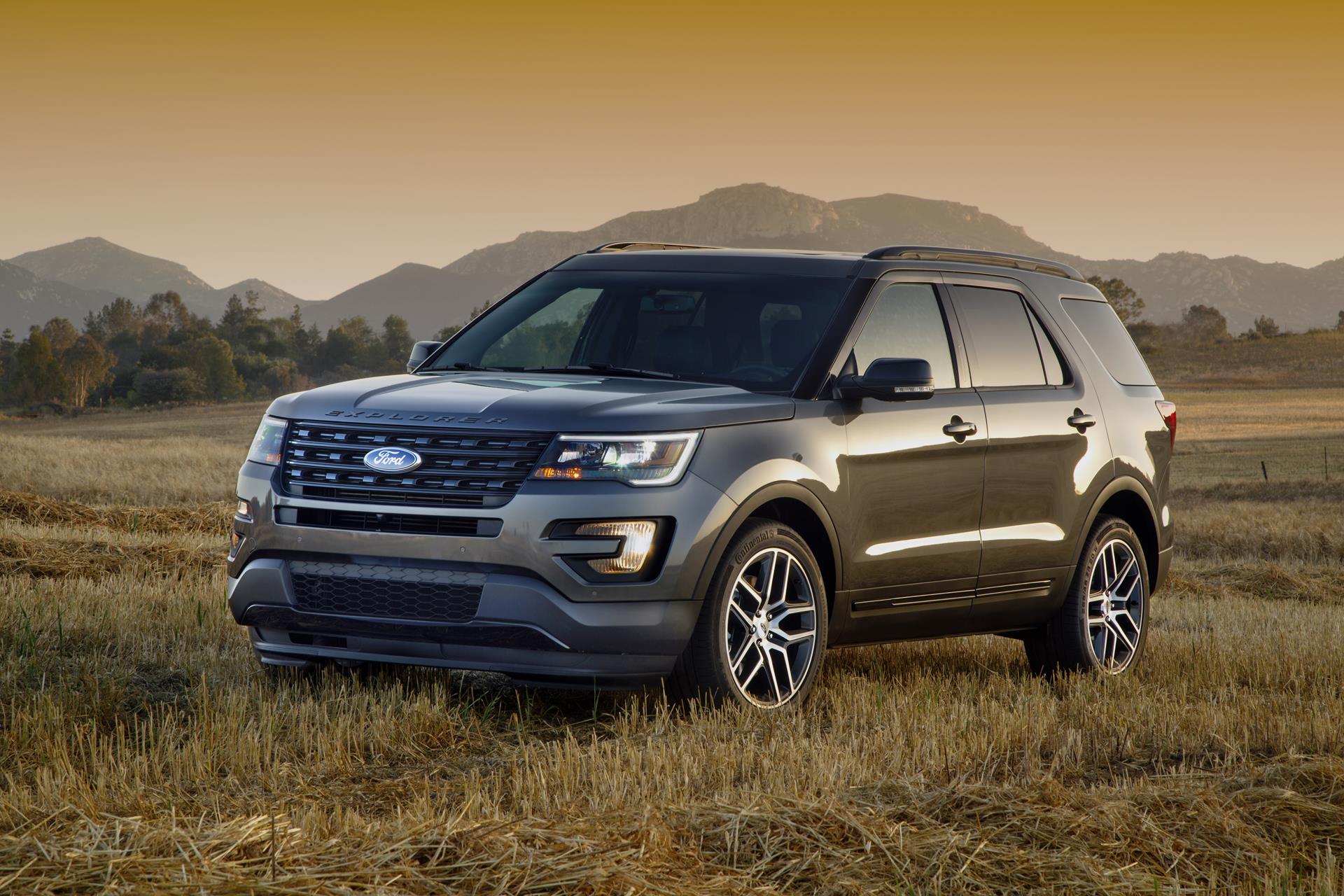 2016 Ford Explorer