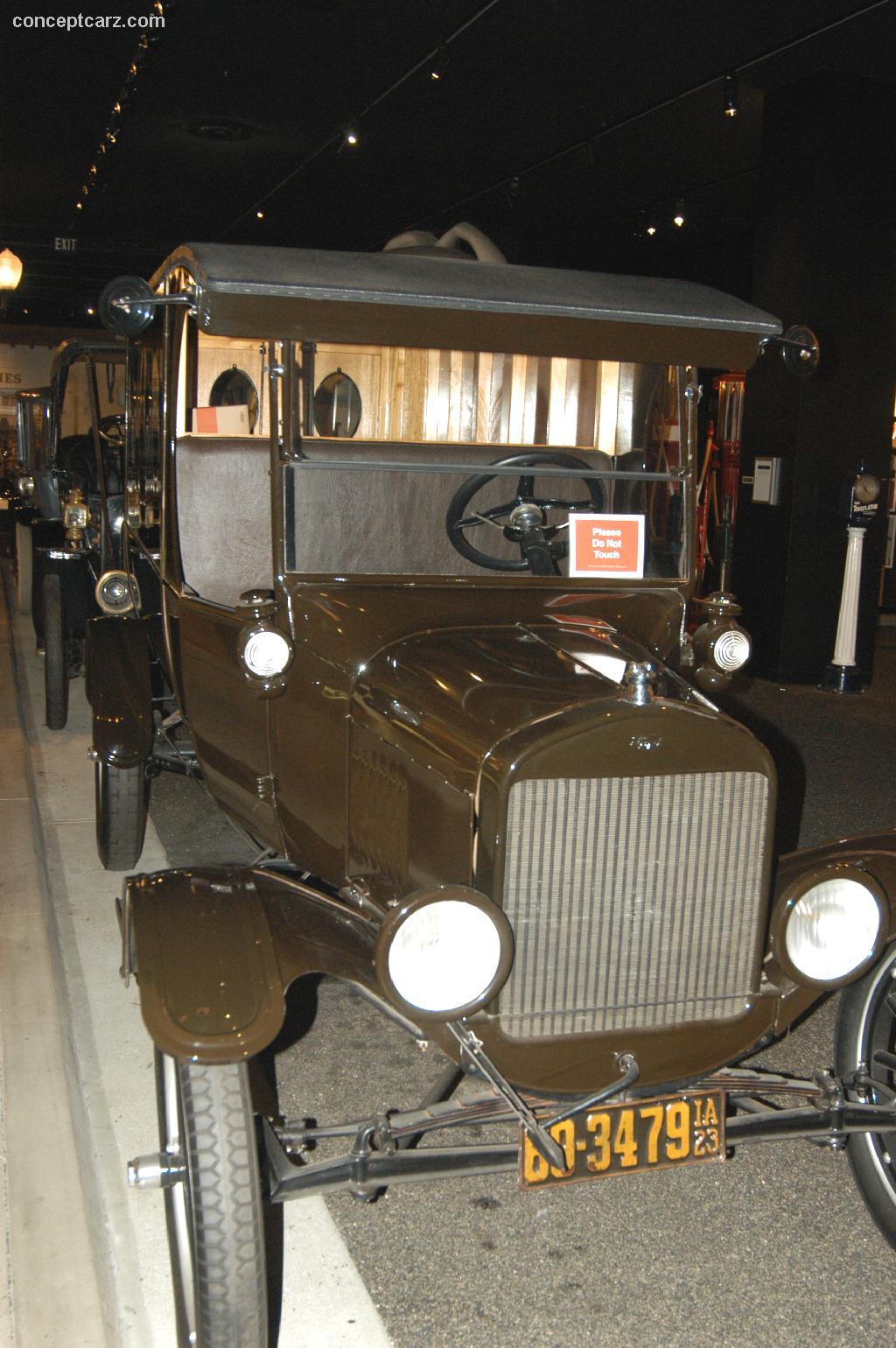 1923 Ford Model TT United Parcel Truck