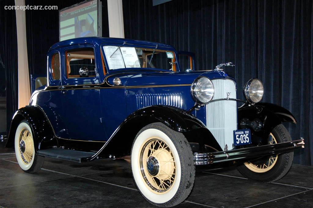 1932 Ford V-8 Model 18