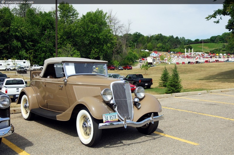 1934 Ford Model 40 DeLuxe. 