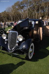 Ford Model 40 DeLuxe