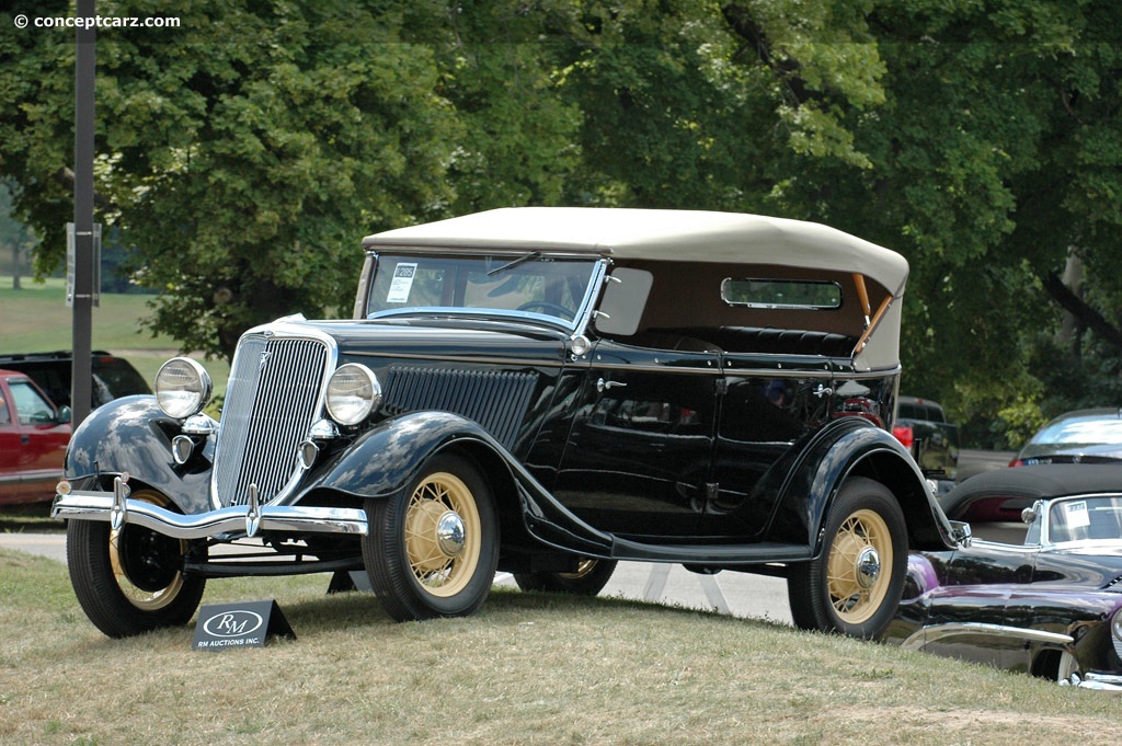 1934 Ford Model 40 DeLuxe.