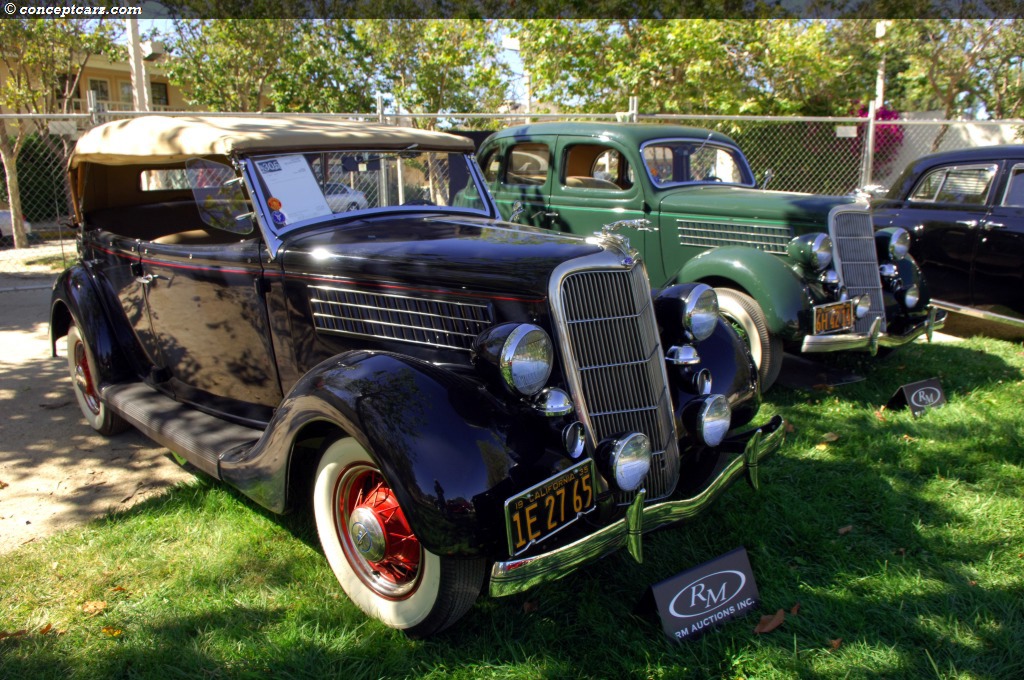 1935 Ford Model 48 Eight