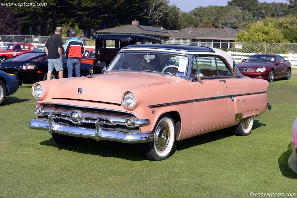 1954 Ford Crestline