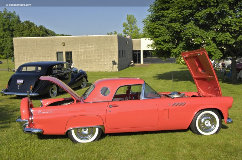 1956 Ford Thunderbird