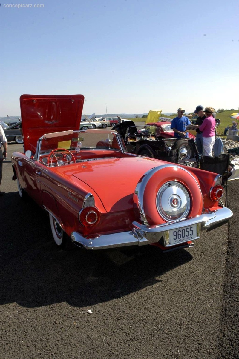 1956 Ford Thunderbird